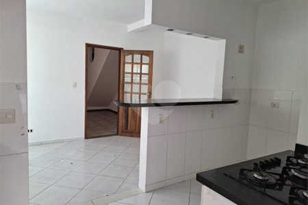 Sobrado à venda com 3 quartos, sendo 1 suíte, em Chácara Santo Antônio, São Paulo, SP