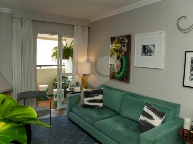 Apartamento à venda com 3 quartos, sendo 1 suíte,  em Brooklin, São Paulo, SP