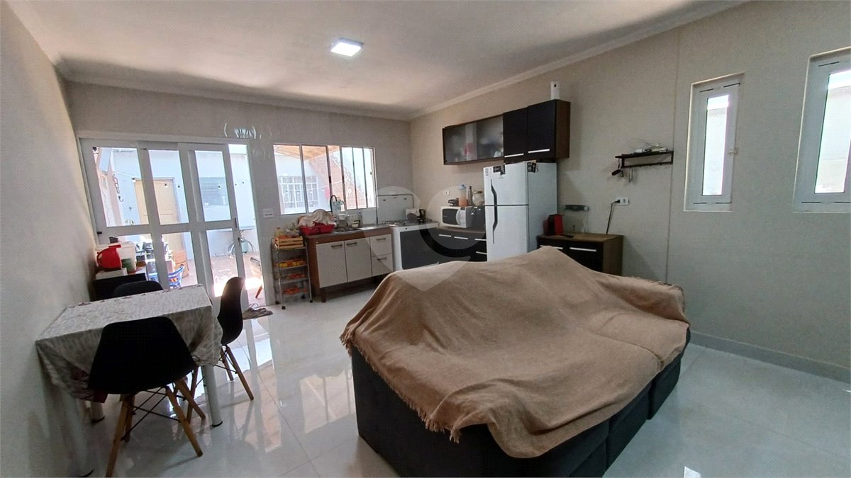Casa à venda com 3 quartos, sendo 2 suítes,  em Vila Boaçava, São Paulo, SP