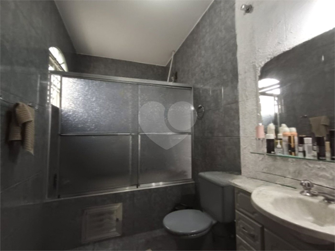 Casa à venda com 3 quartos, sendo 1 suíte, em Wanel Ville, Sorocaba, SP