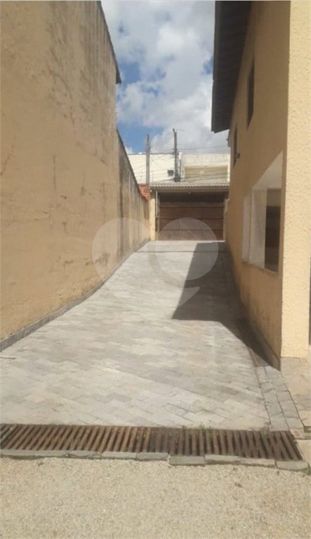 Casa à venda com 3 quartos, sendo 1 suíte,  em Vila Oliveira, Mogi das Cruzes, SP