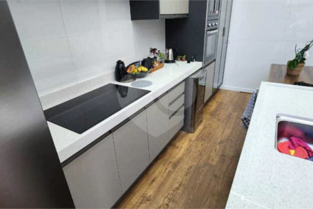 Casa à venda com 3 quartos, sendo 1 suíte, no condomínio Horto Florestal Villagio, Sorocaba - SP
