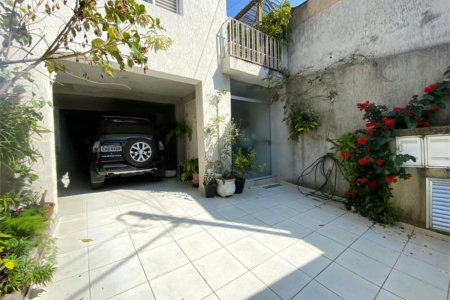 Sobrado à venda com 3 quartos, sendo 1 suíte, em Vila Ipojuca, São Paulo, SP