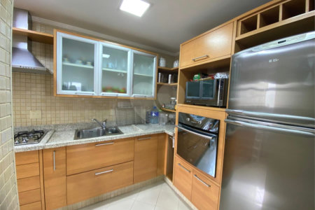 Cobertura à venda com 3 quartos, sendo 1 suíte,  em Cidade São Francisco, São Paulo, SP