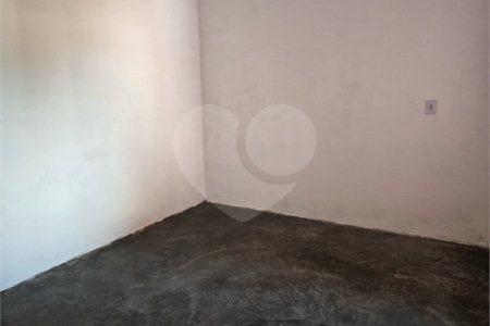 Sobrado à venda ou para alugar com 5 quartos em Jardim Itapura, São Paulo, SP