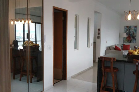 Apartamento à venda com 4 quartos, sendo 1 suíte, em Vila Ipojuca, São Paulo, SP