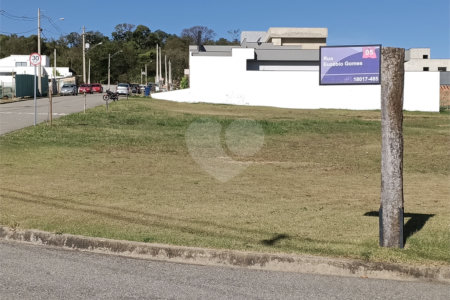 Terreno à venda no condomínio Bougainville, Sorocaba - SP