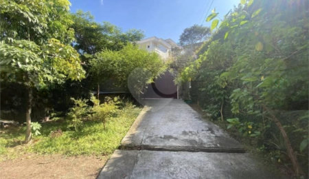 Casa de Vila à venda com 2 quartos, sendo 1 suíte,  em Tremembé, São Paulo, SP