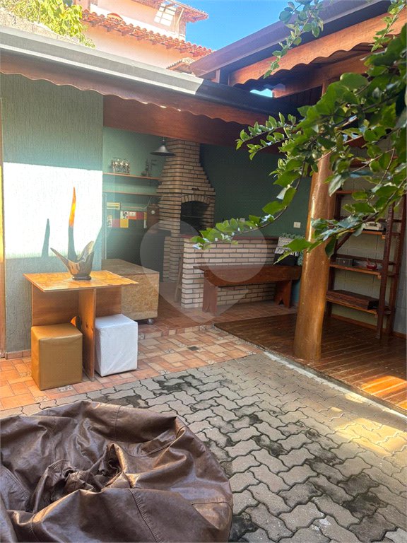 Casa à venda com 2 quartos no condomínio Altos do Boa Vista, São Roque - SP