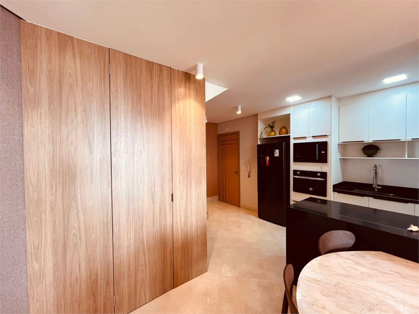 Apartamento com 3 dormitórios à venda, 285 m² por R$ 3.490.000,00 - Jardim Virginia - Guarujá/SP