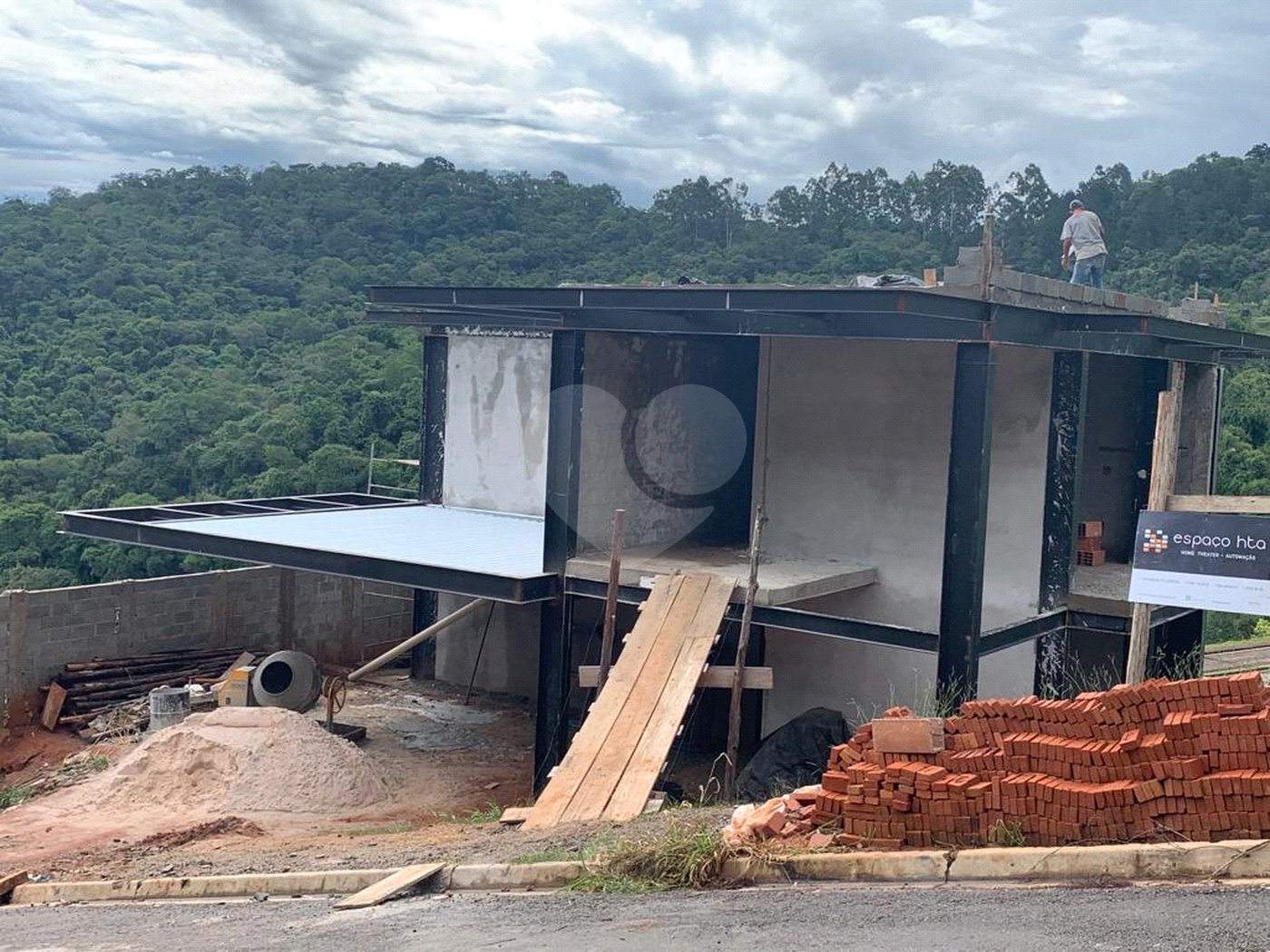 Terreno à venda com 4 quartos, sendo 5 suítes,  no condomínio Quintas da Boa Vista, Atibaia - SP