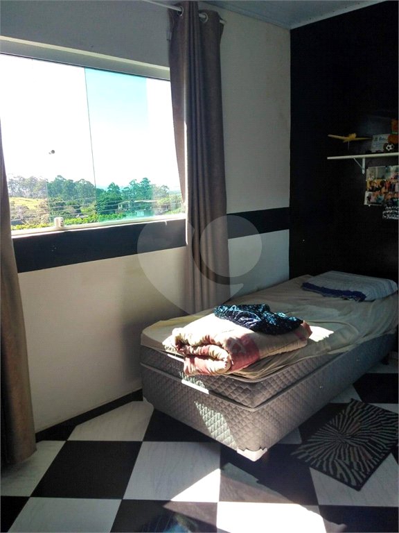 Sobrado à venda com 2 quartos em Jardim São José, Poá, SP