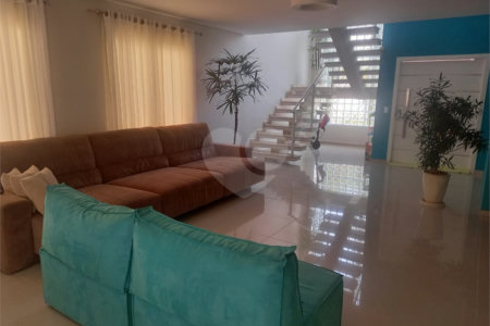 Casa à venda com 3 suítes no condomínio Mont Blanc, Sorocaba - SP