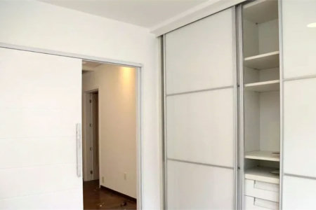 Casa à venda com 3 suítes no condomínio Residencial Morumbi, São Paulo - SP