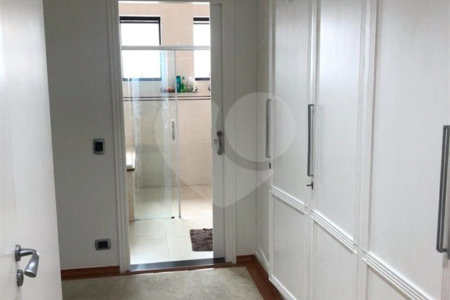 Apartamento à venda com 4 suítes em Vila Oliveira, Mogi das Cruzes, SP
