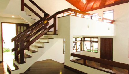 Casa para alugar com 4 quartos, sendo 2 suítes,  em Cidade São Francisco, São Paulo, SP