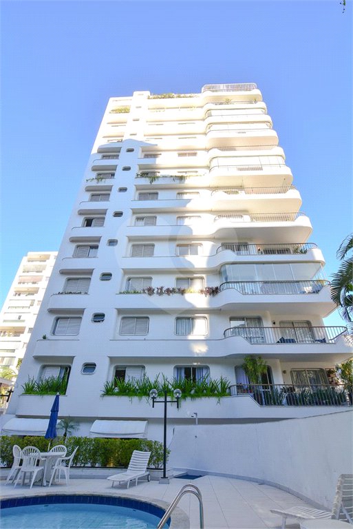 Apartamento à venda com 4 quartos, sendo 2 suítes,  em Brooklin Paulista, São Paulo, SP