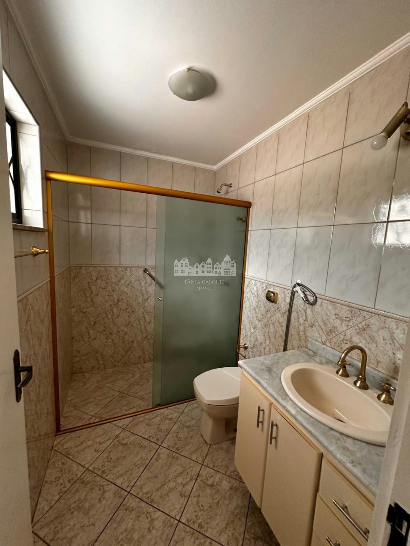 Casa para alugar com 3 suítes em Vila Santista, Atibaia, SP