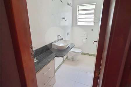 Sobrado à venda com 3 quartos, sendo 1 suíte,  em Jardim Bonfiglioli, São Paulo, SP
