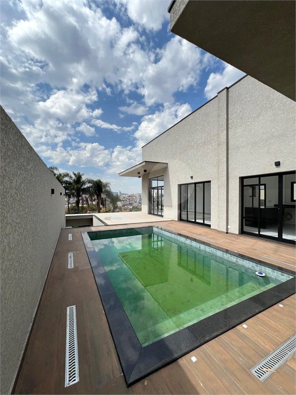 Casa à venda com 3 suítes no condomínio Spazio Design, Bragança Paulista - SP