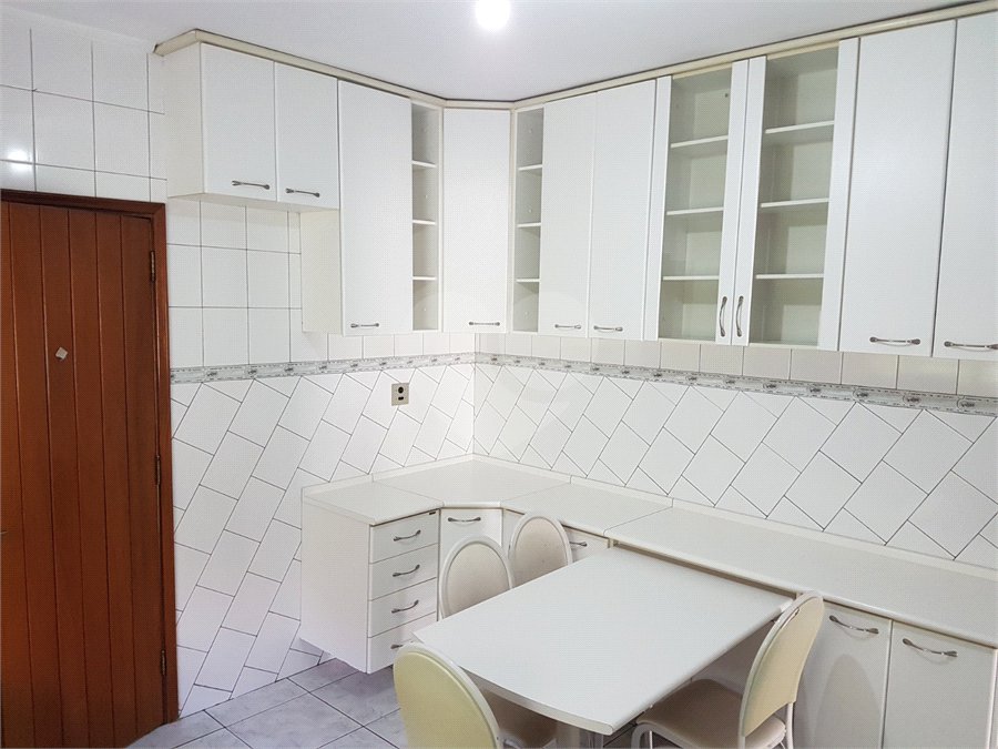 Casa em condomínio à venda com 4 quartos, sendo 1 suíte, em Santana, São Paulo, SP