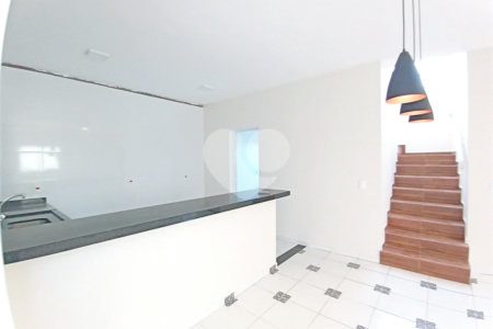 Casa de Vila à venda com 3 suítes em João Xxiii, Vinhedo, SP
