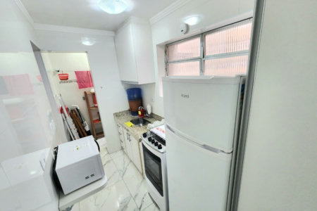 Apartamento mobiliado próximo da praia com 1 dormitório à venda, 32 m² por R$ 390.000 - Embaré - Santos/SP