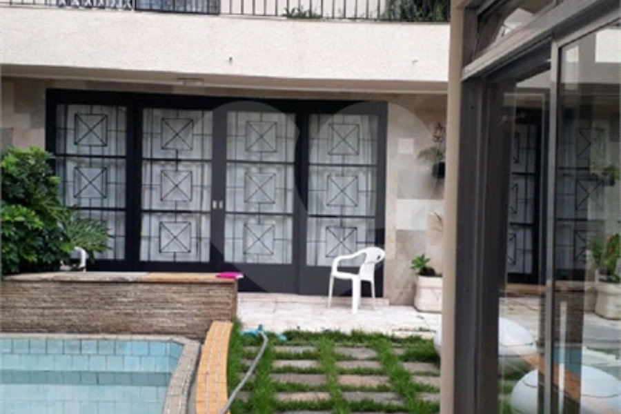 Sobrado à venda com 4 quartos, sendo 1 suíte, em Ipiranga, São Paulo, SP