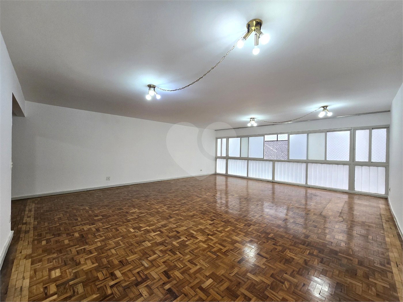 Apartamento para alugar com 3 quartos, sendo 1 suíte,  em Paraíso, São Paulo, SP