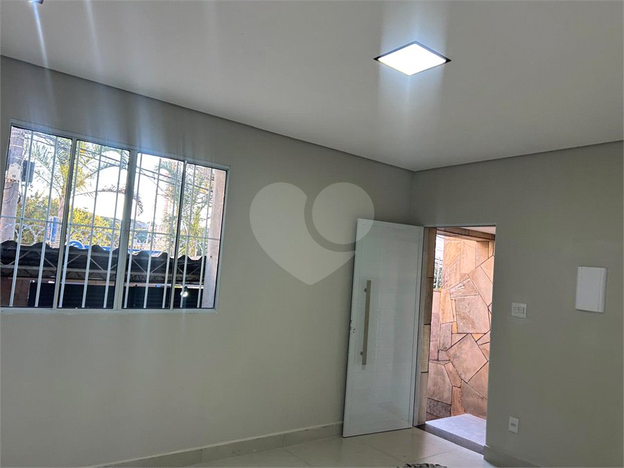 Casa à venda com 3 quartos em Vila Lucy, Sorocaba, SP