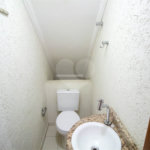 Casa à venda com 3 quartos, sendo 1 suíte, no condomínio Vilaregio, São Roque - SP