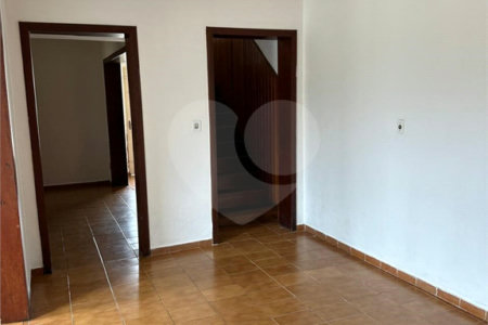 Casa à venda ou para alugar com 3 quartos, sendo 1 suíte, em Vila Andrade, São Paulo, SP