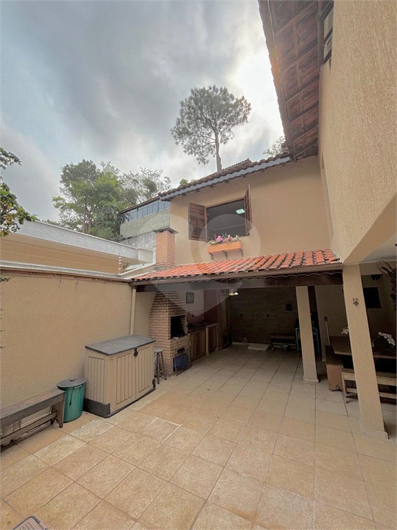 Sobrado à venda com 3 quartos, sendo 1 suíte, em Vila Albertina, São Paulo, SP