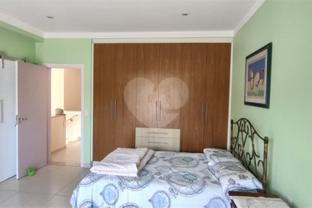 Casa à venda com 3 suítes no condomínio Parque do Varvito, Itu - SP