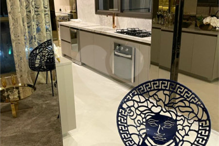 Apartamento à venda com 4 suítes em Moema, São Paulo, SP