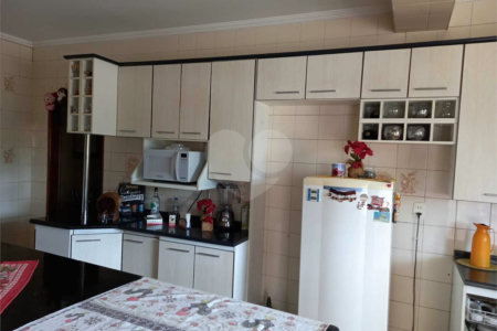 Casa à venda com 4 quartos, sendo 1 suíte, em Parque Jataí, Votorantim, SP