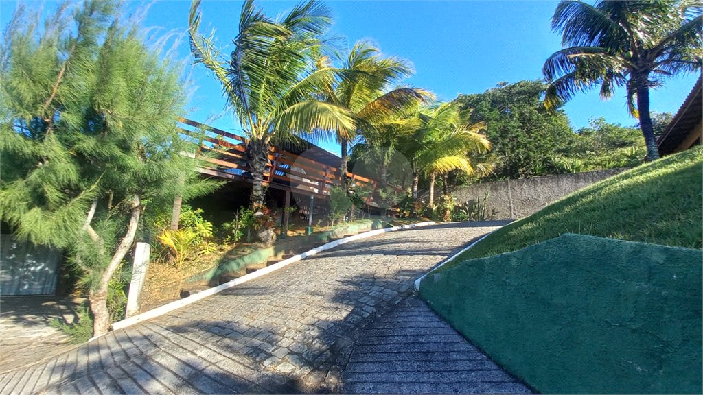 Casa em condomínio à venda com 4 quartos, sendo 3 suítes, em Geribá, Armação dos Búzios, RJ