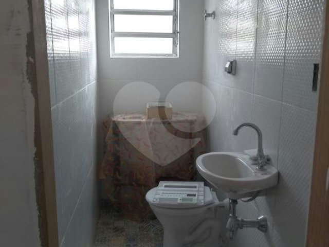 Casa em condomínio à venda com 2 quartos, sendo 1 suíte,  em Freguesia do Ó, São Paulo, SP