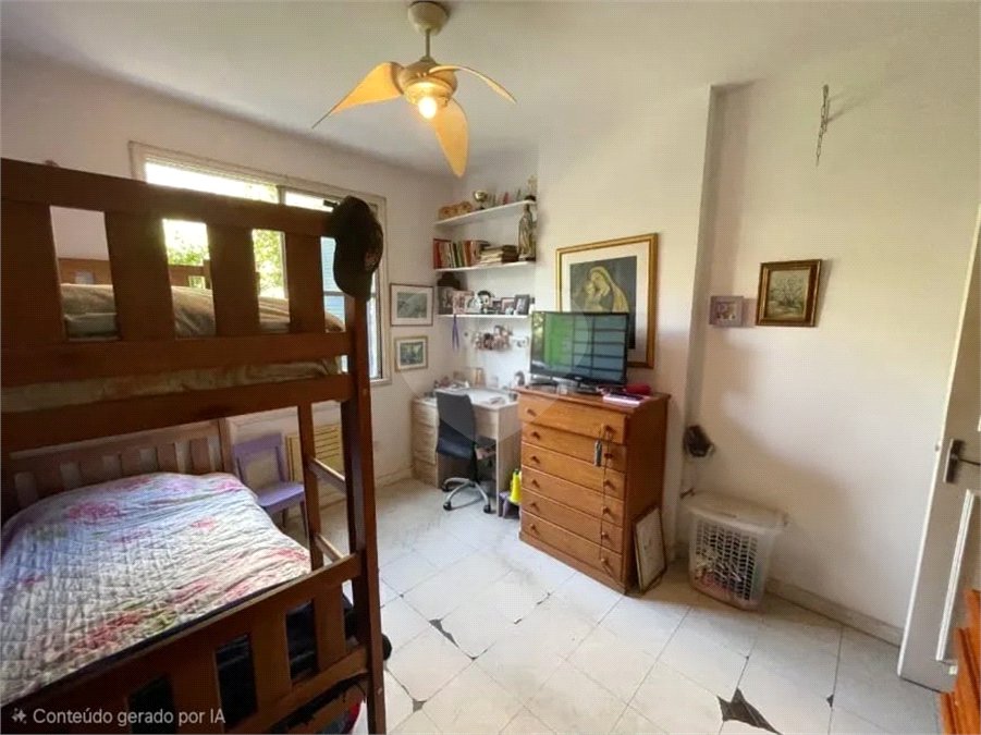 Apartamento à venda com 4 quartos, sendo 1 suíte, em Lagoa, Rio de Janeiro, RJ