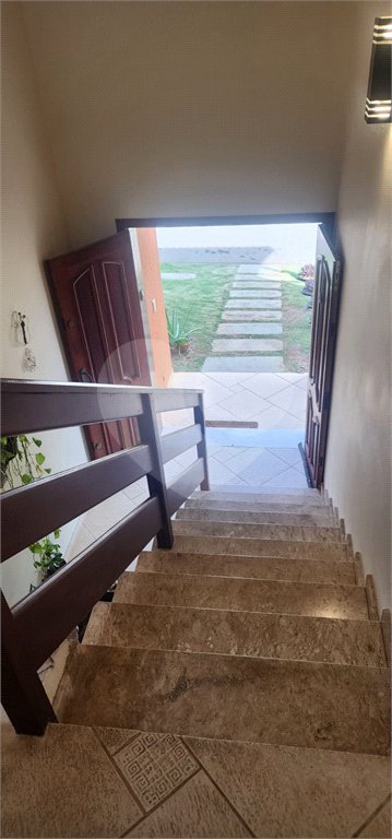 Casa à venda com 4 quartos, sendo 2 suítes, no condomínio Delle Stelle, Louveira - SP