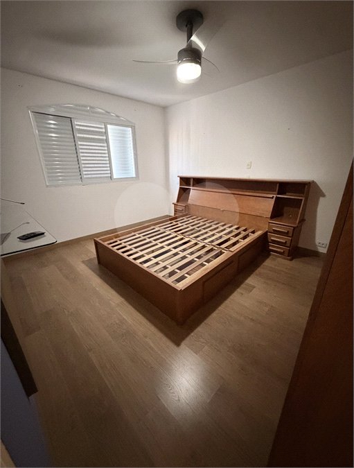 Sobrado à venda com 2 suítes em Vila Marari, São Paulo, SP