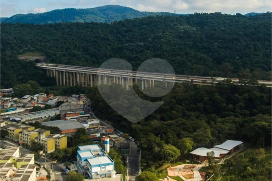 Apartamento à venda com 2 quartos em Horto, São Paulo, SP