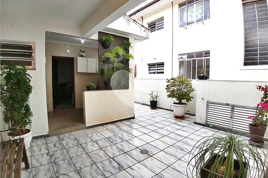Sobrado à venda com 13 quartos, sendo 1 suíte,  em Jardim São Paulo(zona Norte), São Paulo, SP