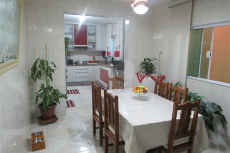 Casa à venda com 1 quarto, sendo 2 suítes, em Itaim Paulista, São Paulo, SP