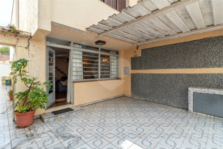 Sobrado à venda com 3 quartos em Jardim Vera Cruz, São Paulo, SP