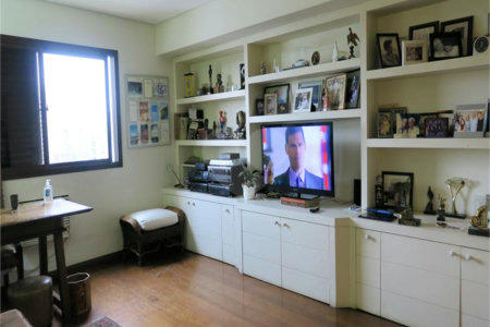 Apartamento à venda com 3 quartos, sendo 2 suítes, em Real Parque, São Paulo, SP