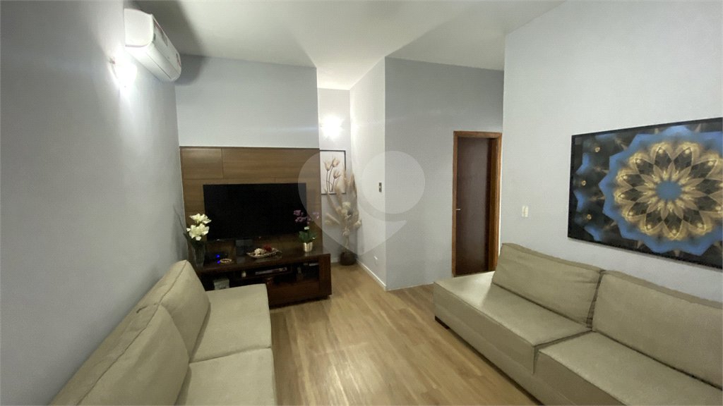 Casa Térrea à venda com 4 quartos, sendo 1 suíte, em Campo Grande, São Paulo, SP