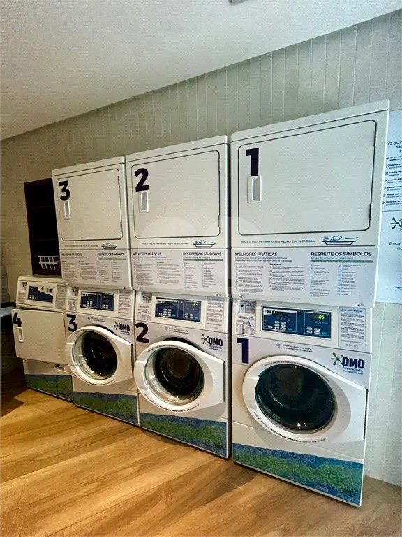 Apartamento para venda em Moema Apartamento Av. Pavão