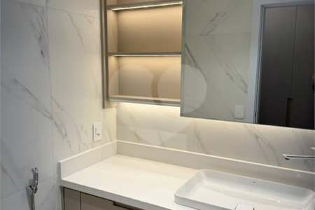 Apartamento à venda com 3 suítes em Vila Olímpia, São Paulo, SP