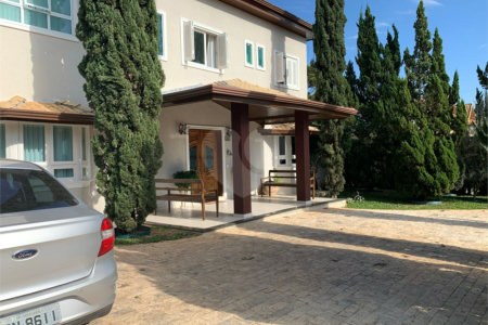Casa à venda com 7 quartos, sendo 5 suítes, no condomínio Vivendas do Lago -, Sorocaba - SP